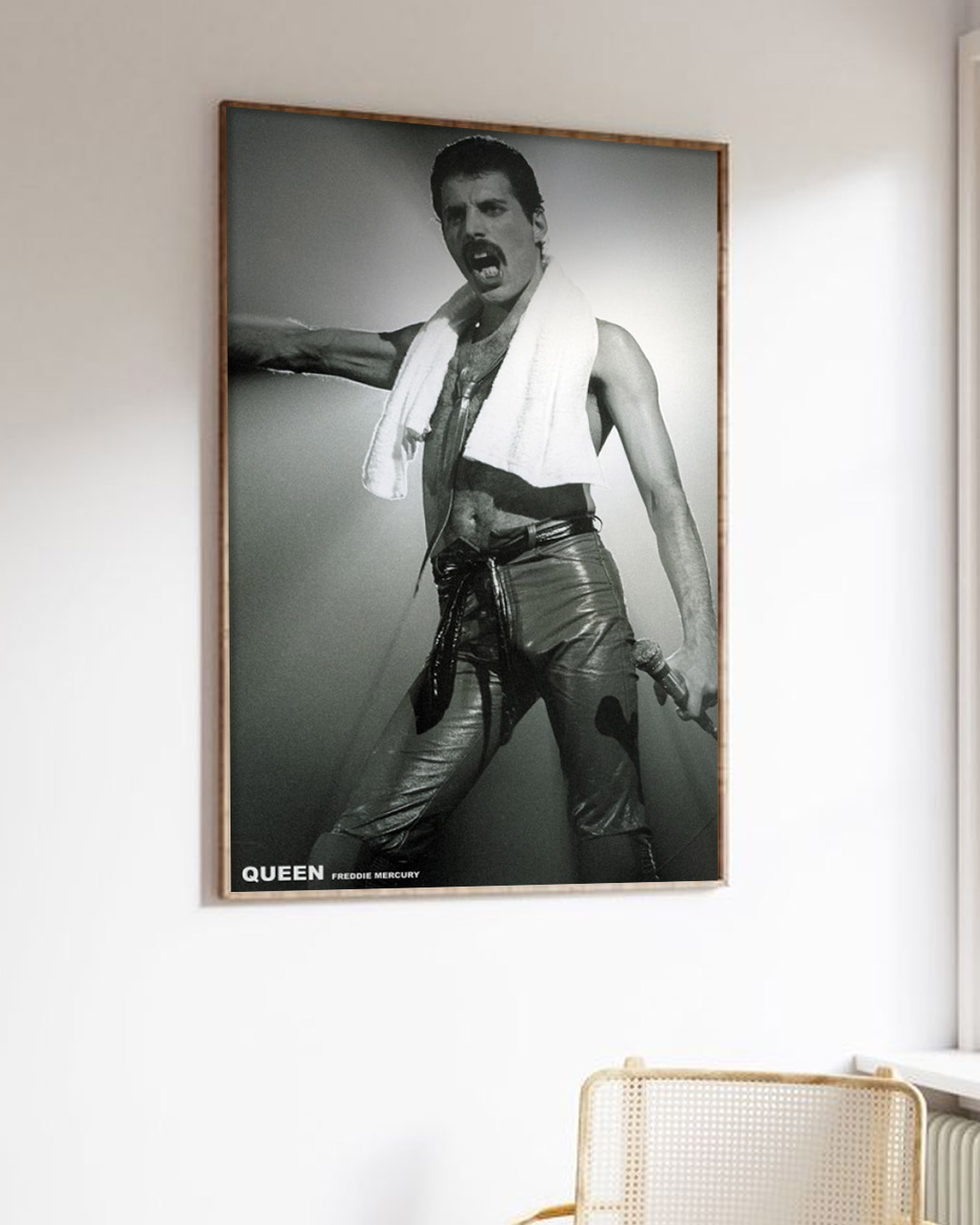 Freddie Mercury Poster - Posterton