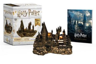 Harry Potter Hogwarts Castle And Sticker Book (Mini Edition)